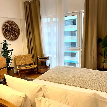 Ladadika View Apartment *